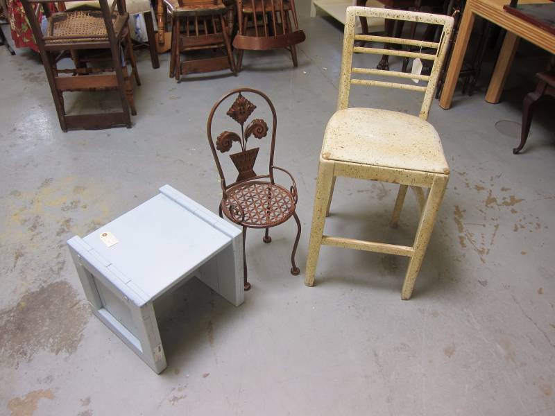 lot 51 image: Decorative Chairs
