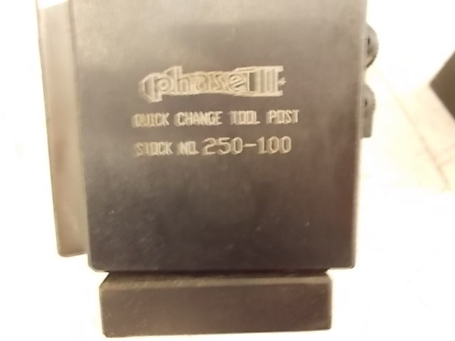 lot 25 image: Phase II Tool Post, Model 250-100 w...