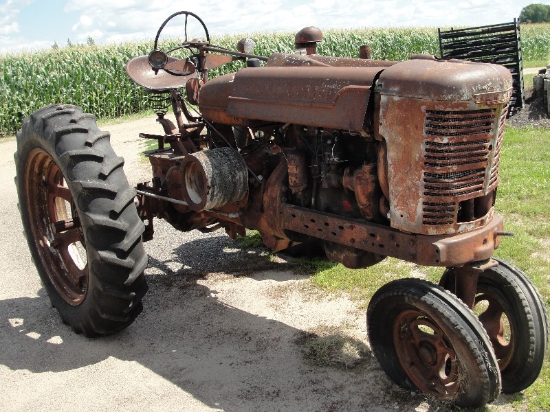 Farmall M 13.6-38