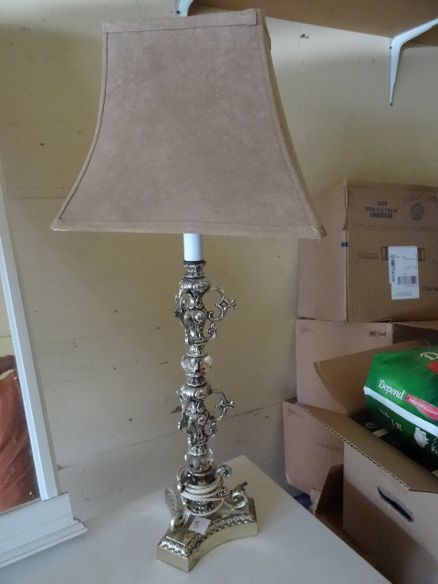 Table lamp