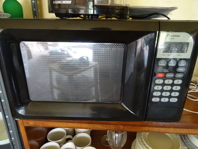 Emerson microwave