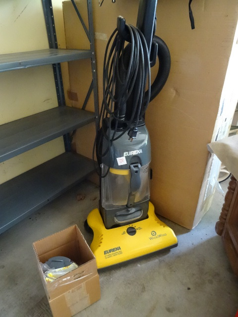 Eureka whirlwind vacuum