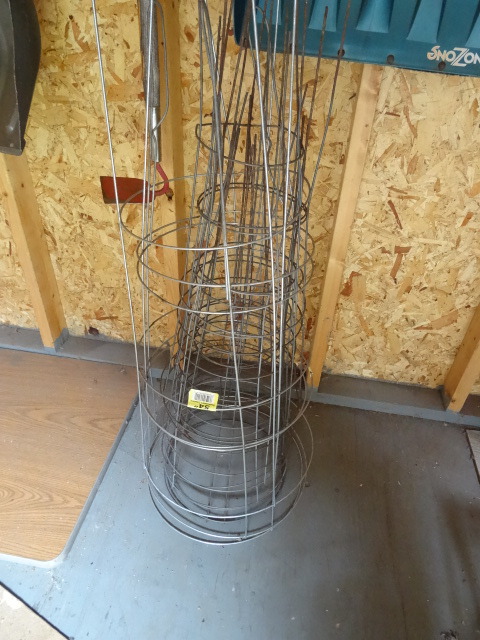 Tomato cages