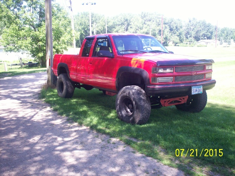 AWESOME LIFTED CHEVROLET 3 DOOR EXTENDED CAB 4X4-VERY NICE TRUCK
