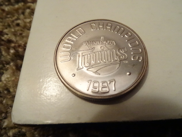 Twins Collector coin