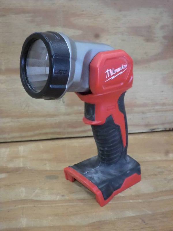 Milwaukee M18 LED Work Light, Like ...