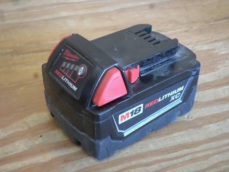 Milwaukee M18 XC 4.0 Extended Capac...