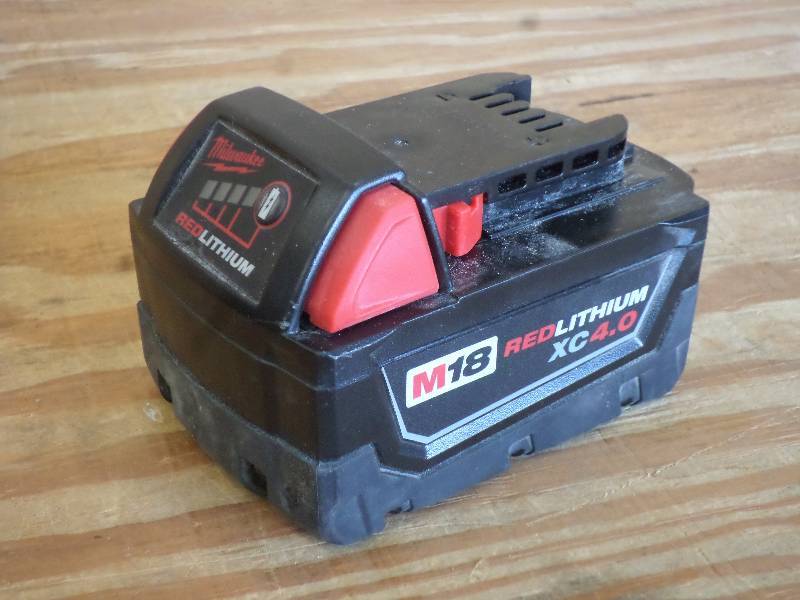 Milwaukee M18 XC 4.0 Extended Capac...