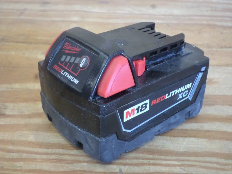 Milwaukee M18 XC 4.0 Extended Capac...