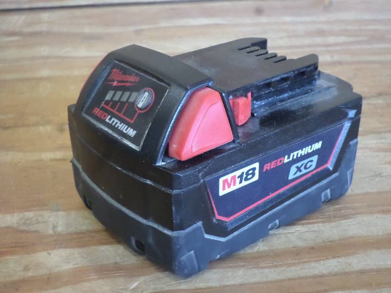 Milwaukee M18 XC 4.0 Extended Capac...