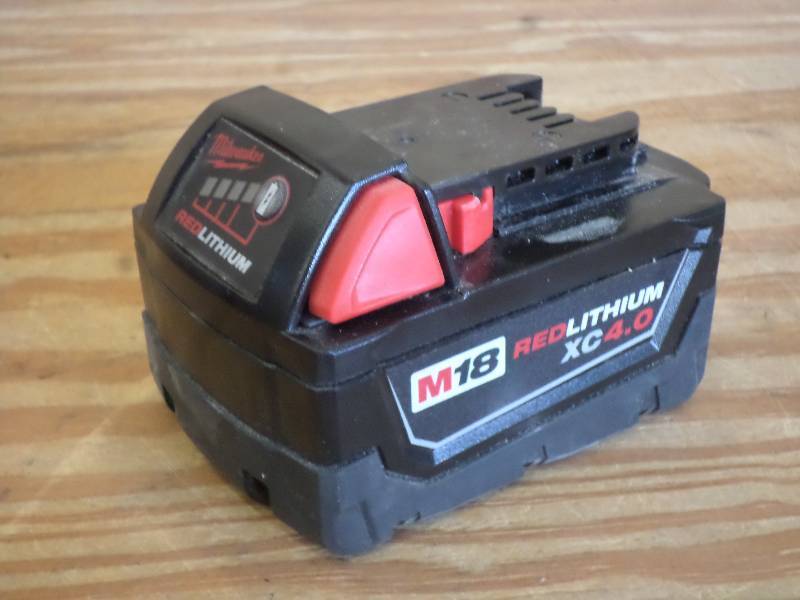 Milwaukee M18 XC 4.0 Extended Capac...