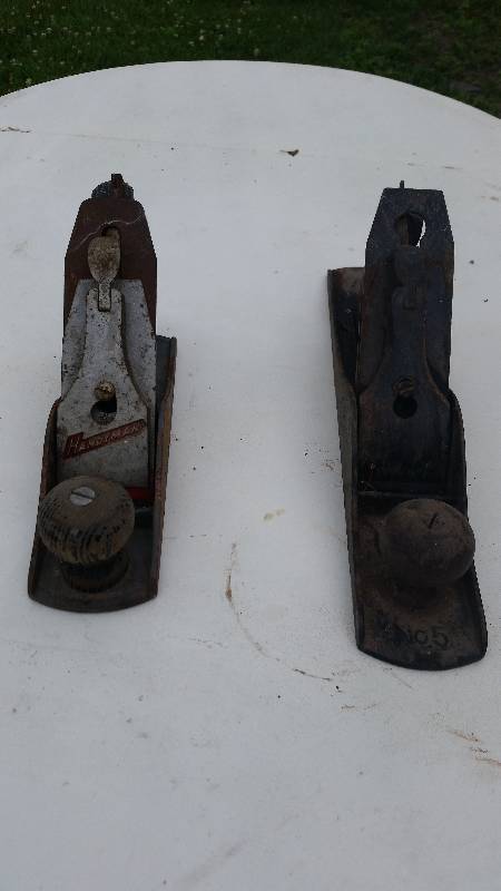 2 Vintage planers