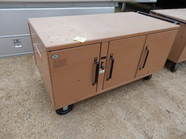 lot 20 image: KNAACK, Construction Site Storage