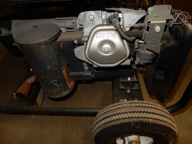 lot 37 image: Mi-T-M 6000 Maximum Watt Generator