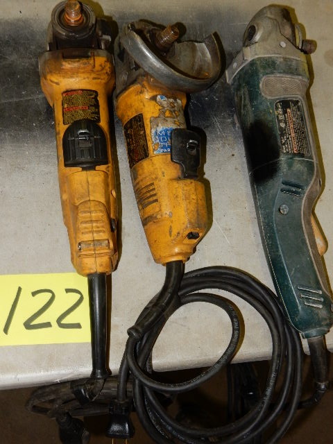 lot 122 image: Two DEWALT and One Black and Decker Model QP650B Four and One Half Inch Grinders