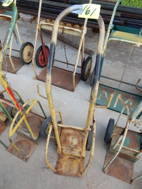 lot 161 image: 2 Wheel upright cart for torch tank