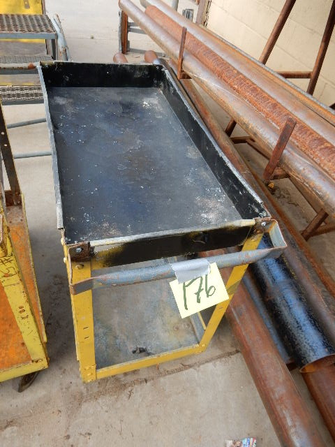 lot 176 image: Rolling metal Cart