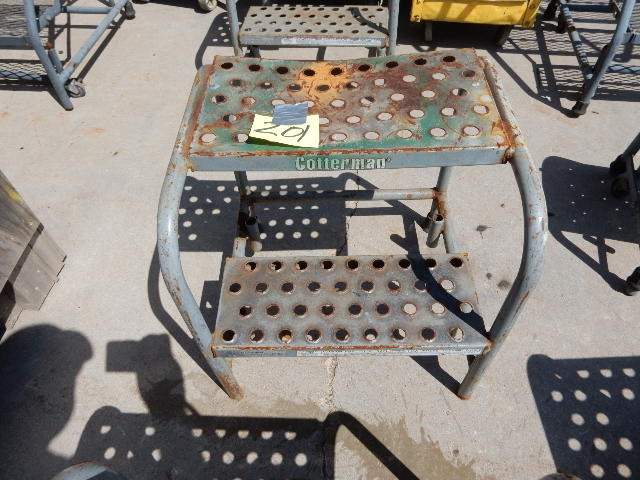 lot 201 image: Cotterman, Portable 2 step stair