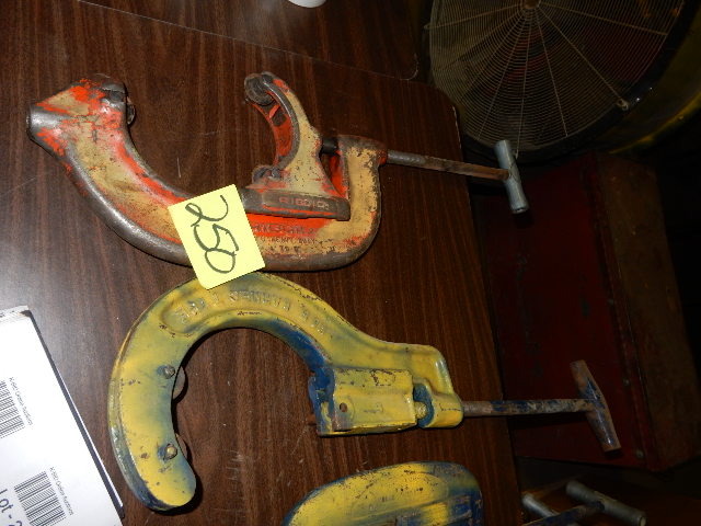 lot 250 image: New York Tool works, Chicago and RIDGID Pipe Cutting Tools