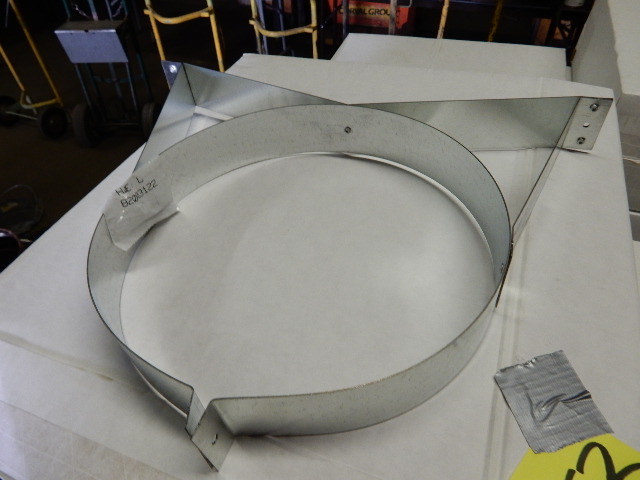 lot 253 image: 14.. DURAPLUS, Triple Wall All Fuel 7 in Diameter Wall Stop