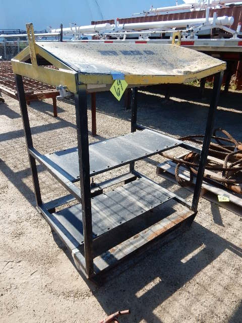 lot 69 image: Miller Welding StandCabinet