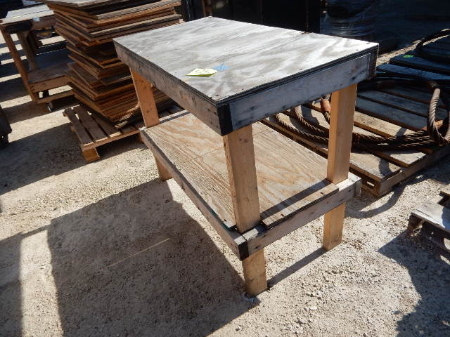 lot 85 image: Work Table
