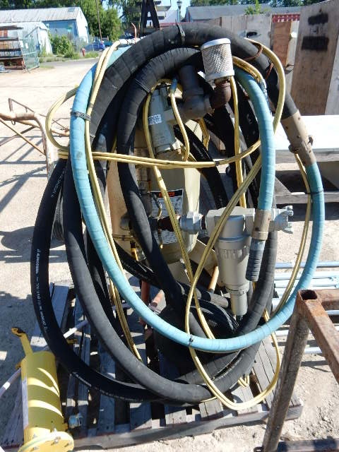 lot 92 image: CLEMCO, Classic 150 Sand Blasting System