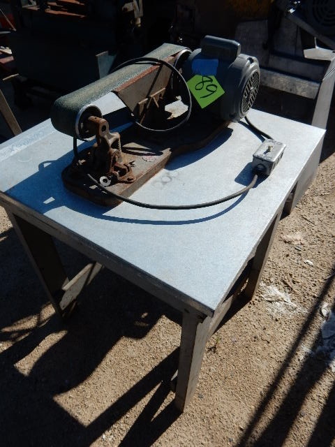lot 89 image: Table Belt Sander