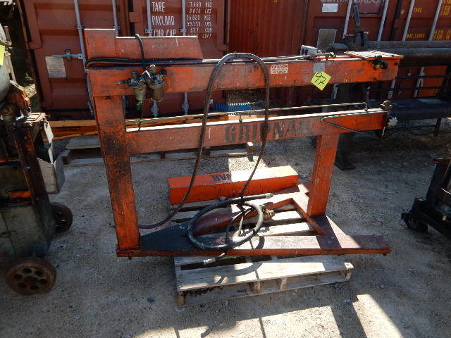 lot 97 image: GRIPNAIL..  We think this is missing some part