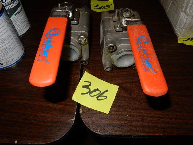 lot 306 image: 2 Quadrant Valves