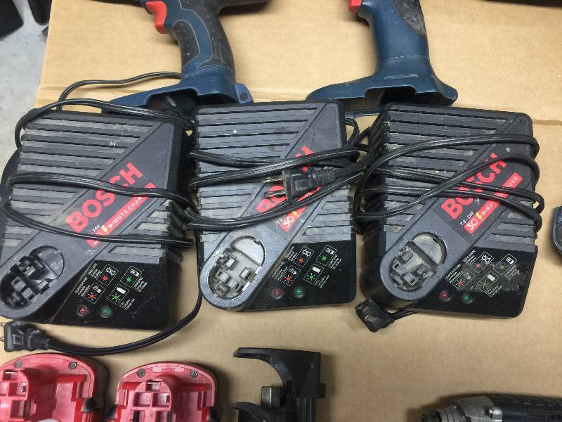 lot 30 image: BOSCH CORDLESS 18 VOLT POWER TOOLS