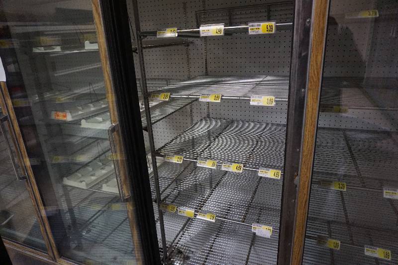 lot 5 image: Zero Zone Brand 5 Door Grocery Store ProduceMeat Cooler With Adjustable Shelving