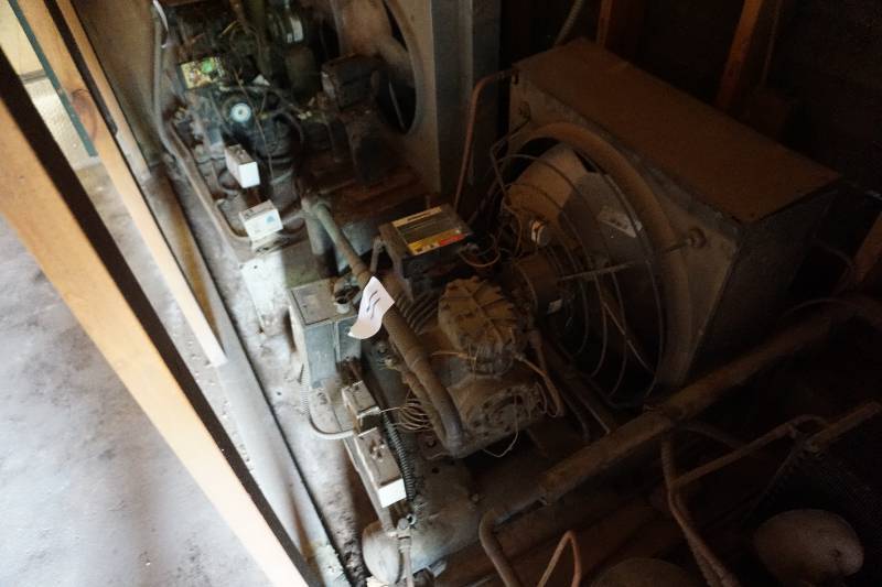 lot 11 image: Copeland Coplematic Brand Model LACA-031ATAC-800 Cooler Compressor Power Supply