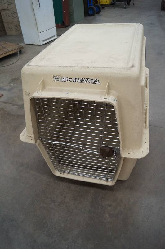 Large Pet CarrierKennel