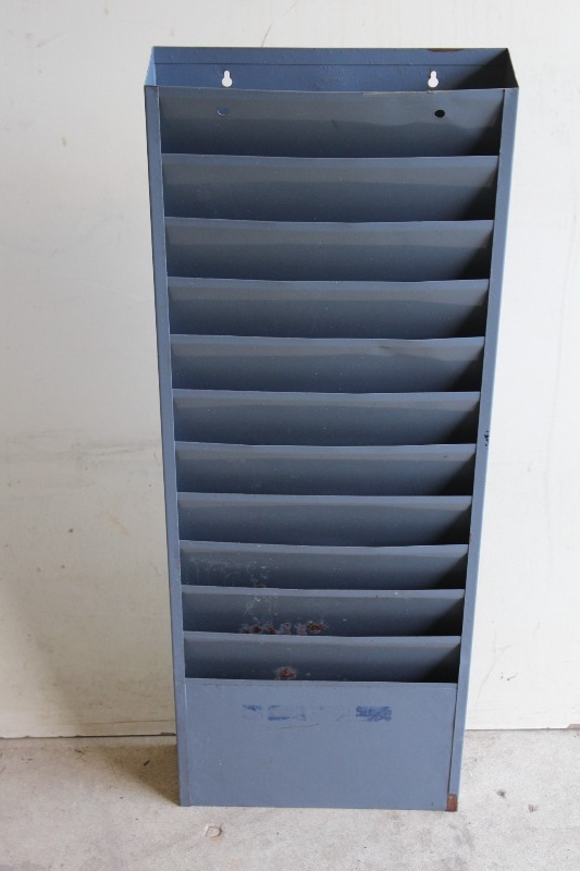 Hanging Wall File