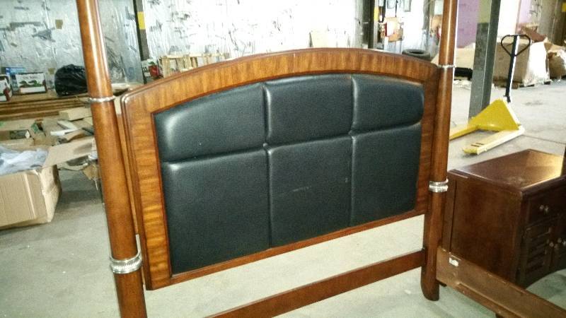 lot 257 image: Beautiful Bedroom Set Part 1 - Bed Frame  Canopy Queen