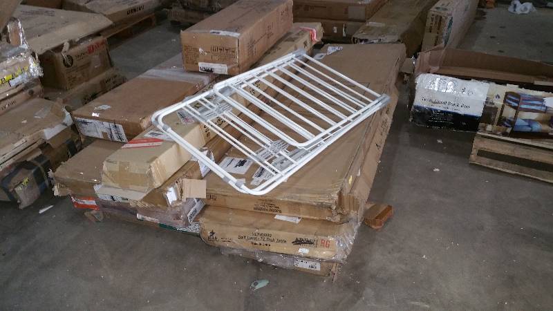 lot 242 image: Pallet Full of Furniture Returns