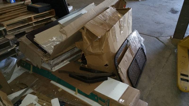 lot 252 image: Pallet Full of Furniture Returns