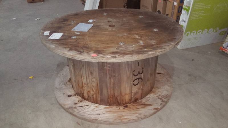 lot 254 image: Vintage Cable Reel  Table
