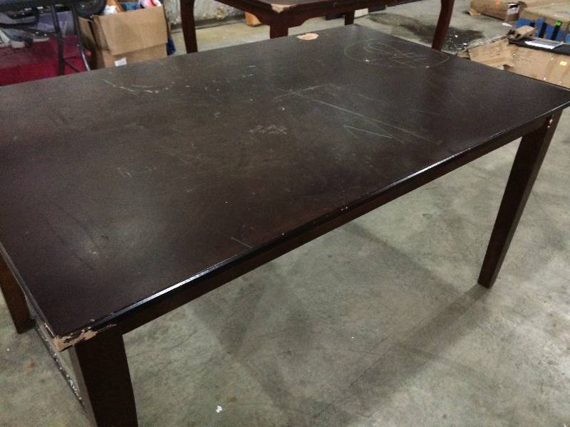 lot 295 image: Table