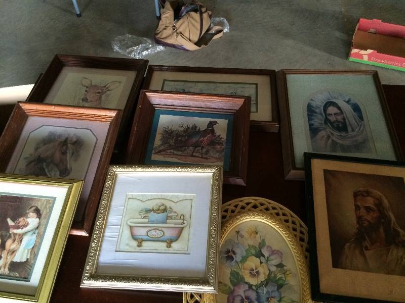 lot 317 image: Large Lot Of Pictures