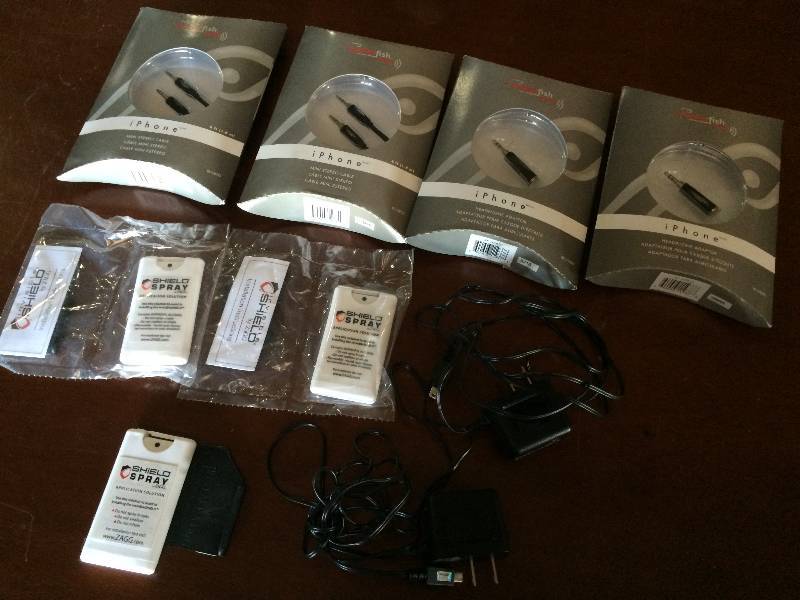 lot 331 image: I Phone Attachments New in Package