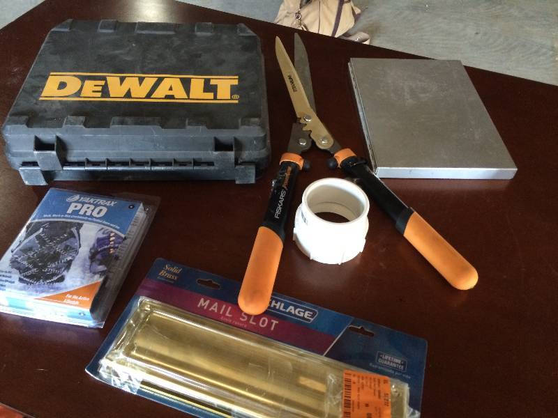 lot 335 image: Miscellaneous Items