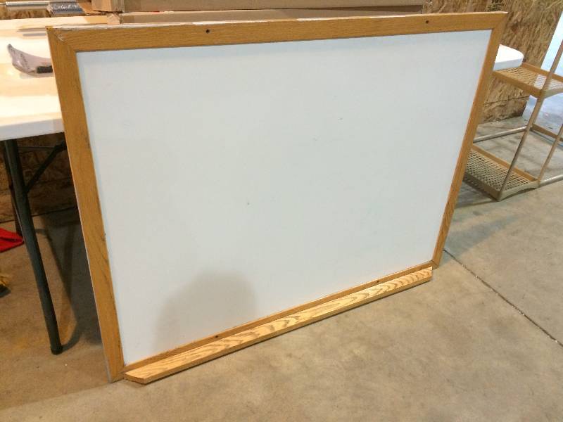 lot 360 image: Nice,Very Large, Dry Erase Board
