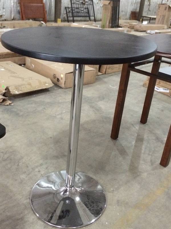 lot 38 image: Bar Looking Pub Table