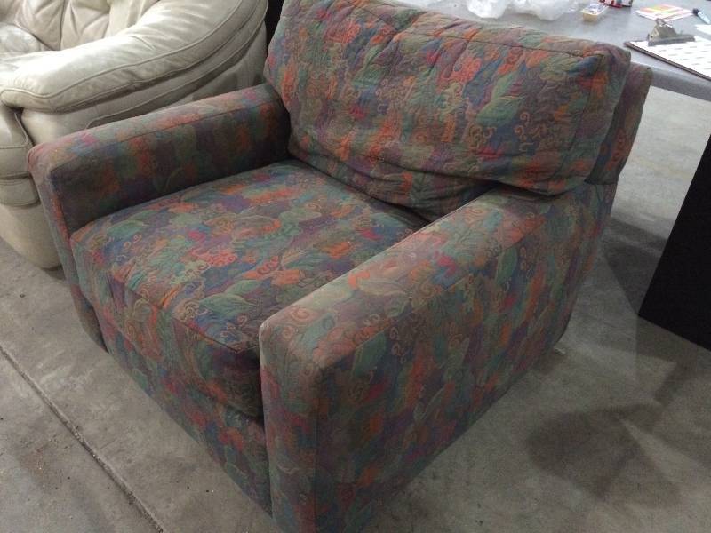 lot 45 image: Comfy Oversized Chair