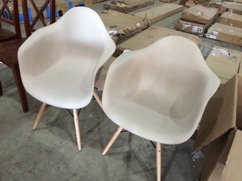 lot 48 image: Pair of Fun Accent Chairs