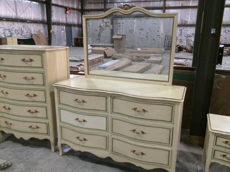 Six Piece Vintage Drexel French Provincial Bedroom Set | St. Cloud ...