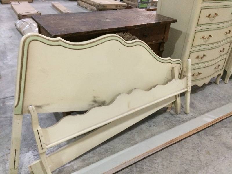 Six Piece Vintage Drexel French Provincial Bedroom Set St. Cloud