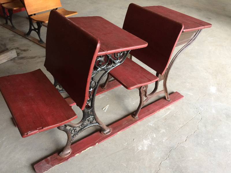 lot 58 image: Vintage School Desk Painted Colonial Red